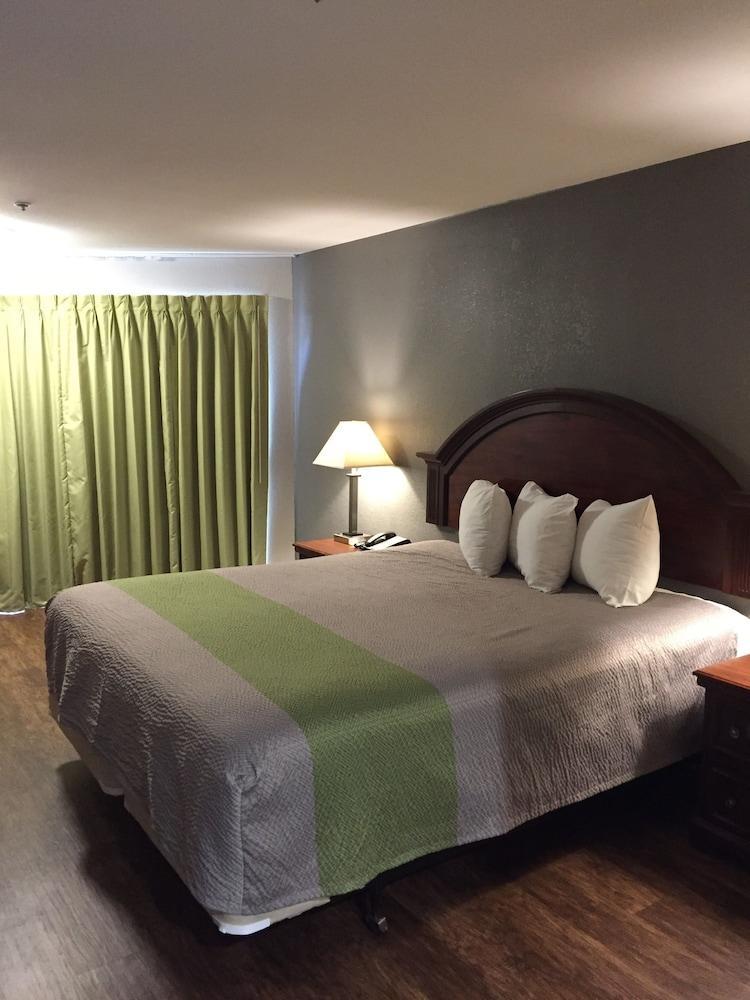 Econo Lodge Gorman Lebec Zewnętrze zdjęcie
