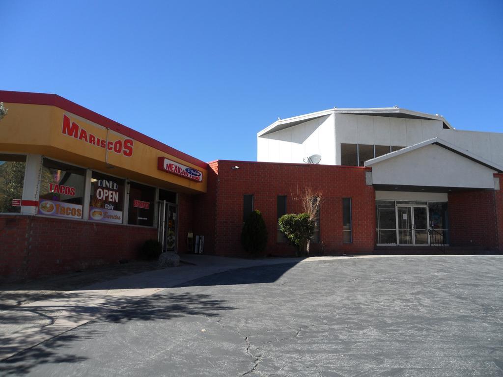 Econo Lodge Gorman Lebec Zewnętrze zdjęcie