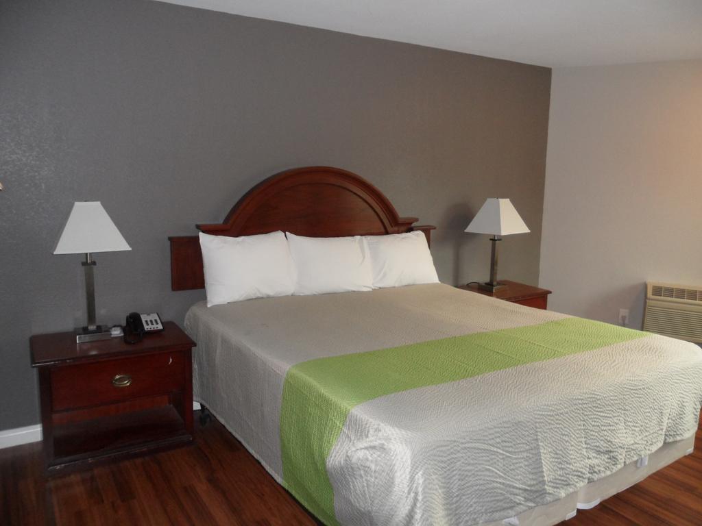 Econo Lodge Gorman Lebec Zewnętrze zdjęcie