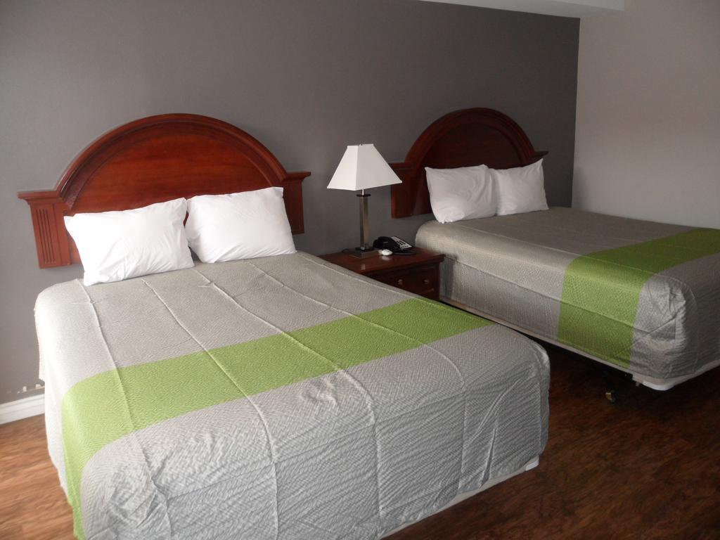 Econo Lodge Gorman Lebec Zewnętrze zdjęcie